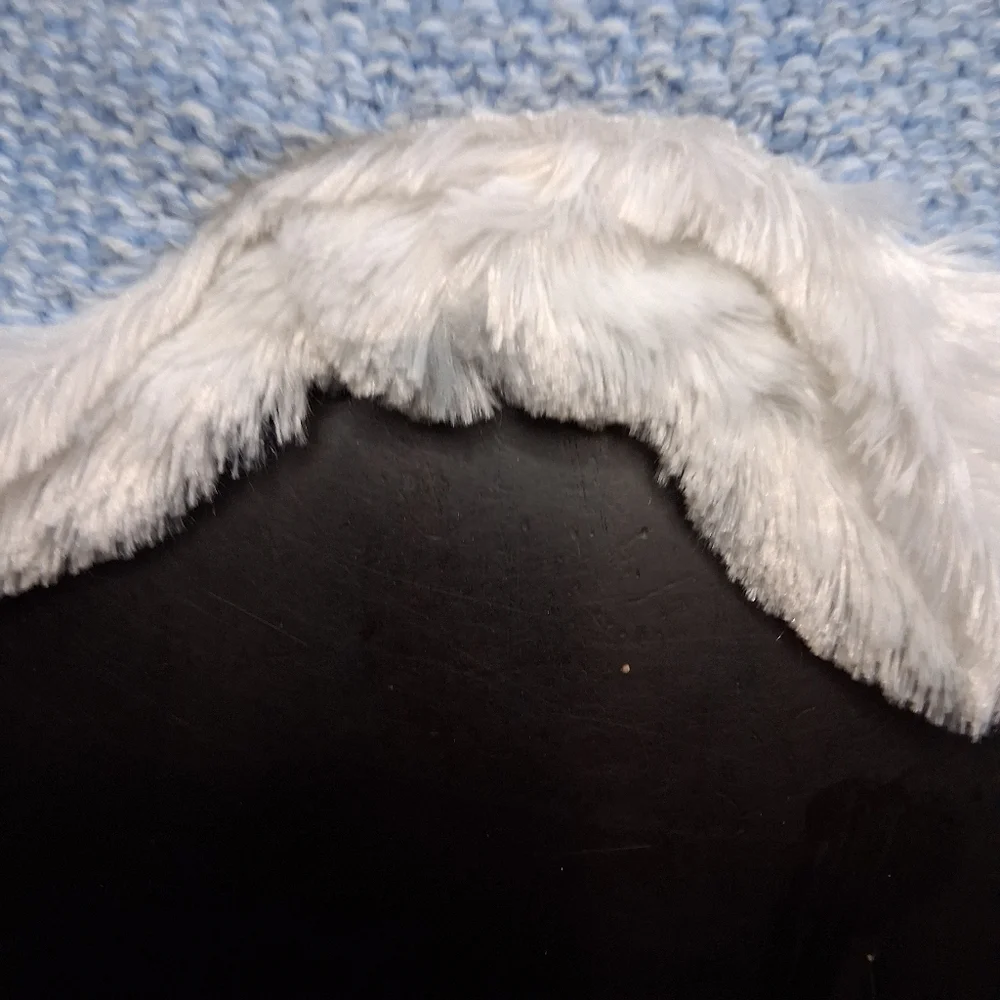 Toby & Me NWOT Polar Bear Hat   Size 12-24 Months